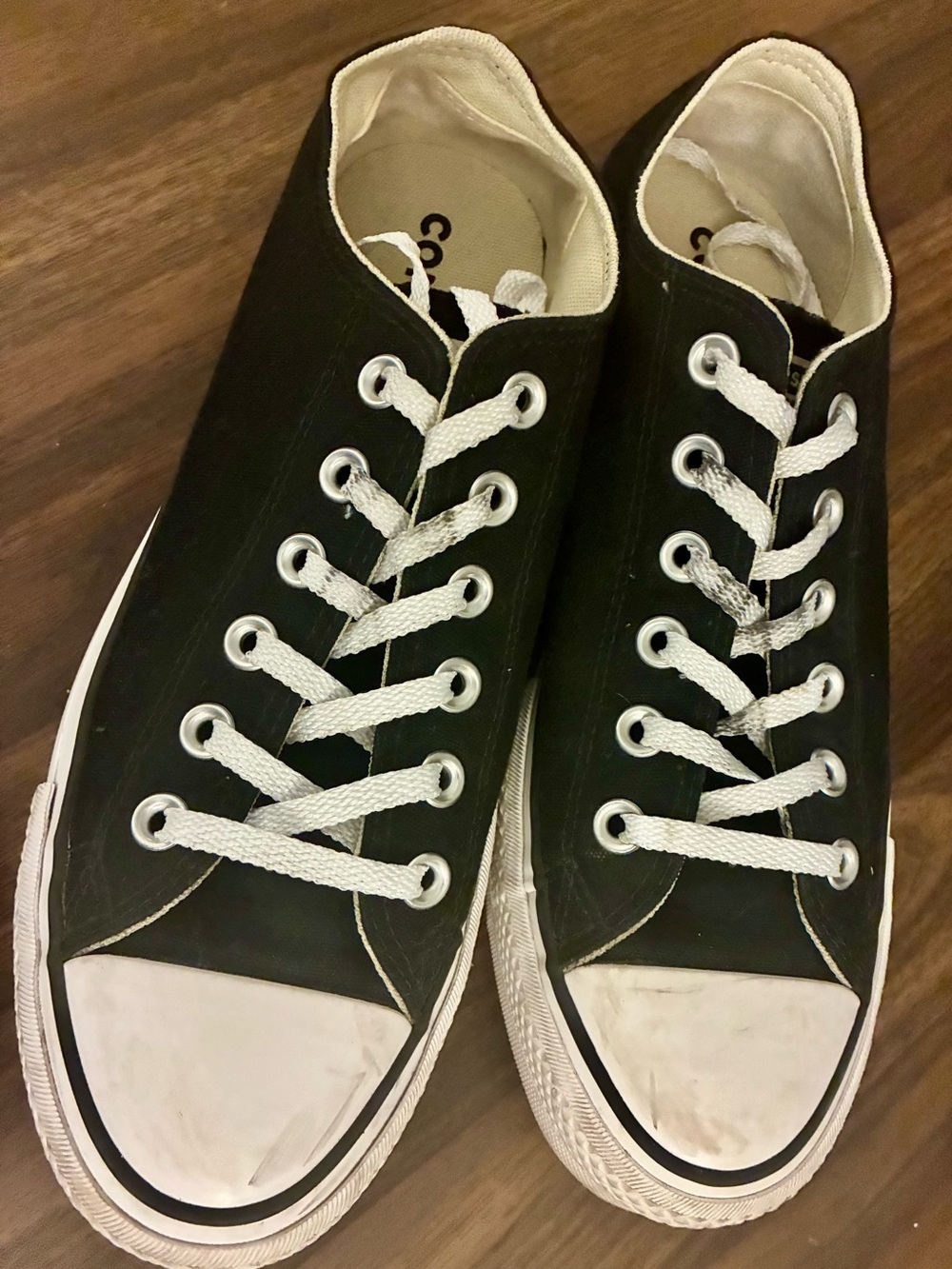 Black  Low-Top Platform Converse